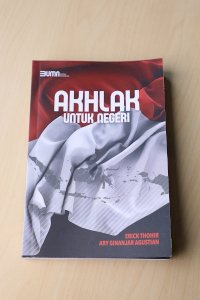 Buku Akhlak untuk Negeri